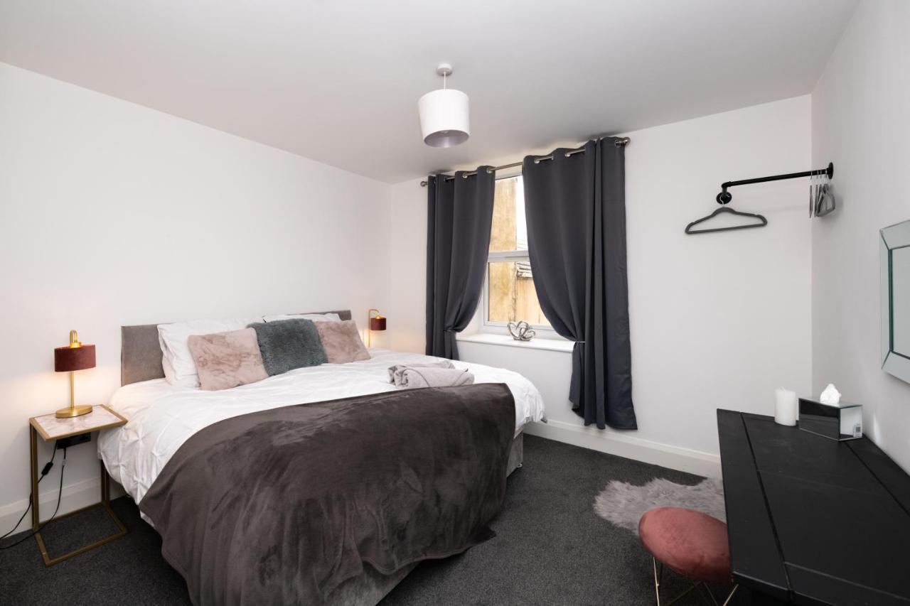 The Croston Balcony Apartment- Morecambe Central Promenade, Beach Front And Sea Views Esterno foto